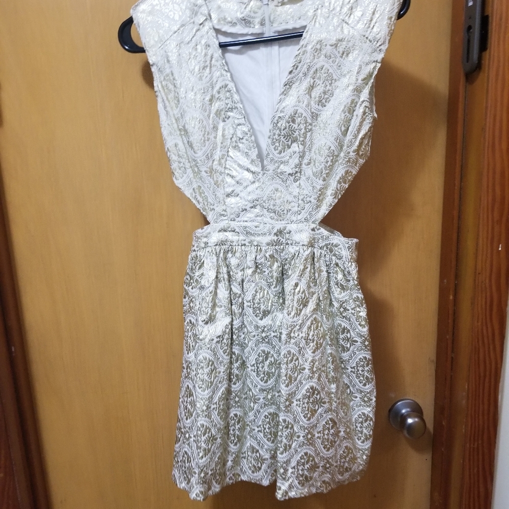 Side cut dress